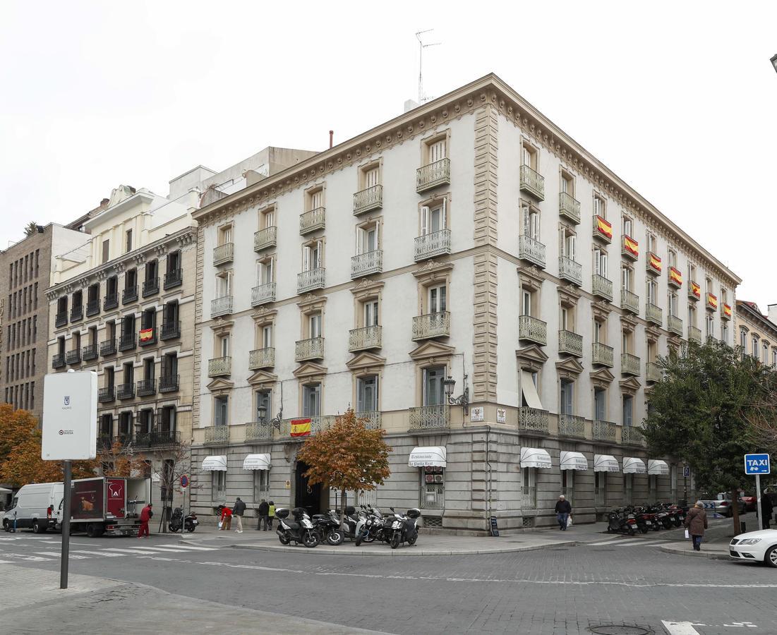 Отель Escala Opera Мадрид Экстерьер фото